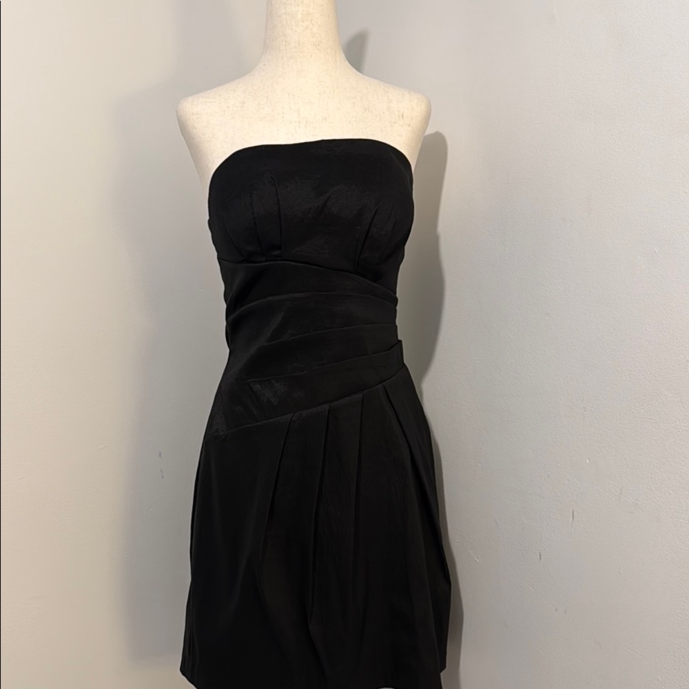 Forever 21 Black Strapless Sheath Dress